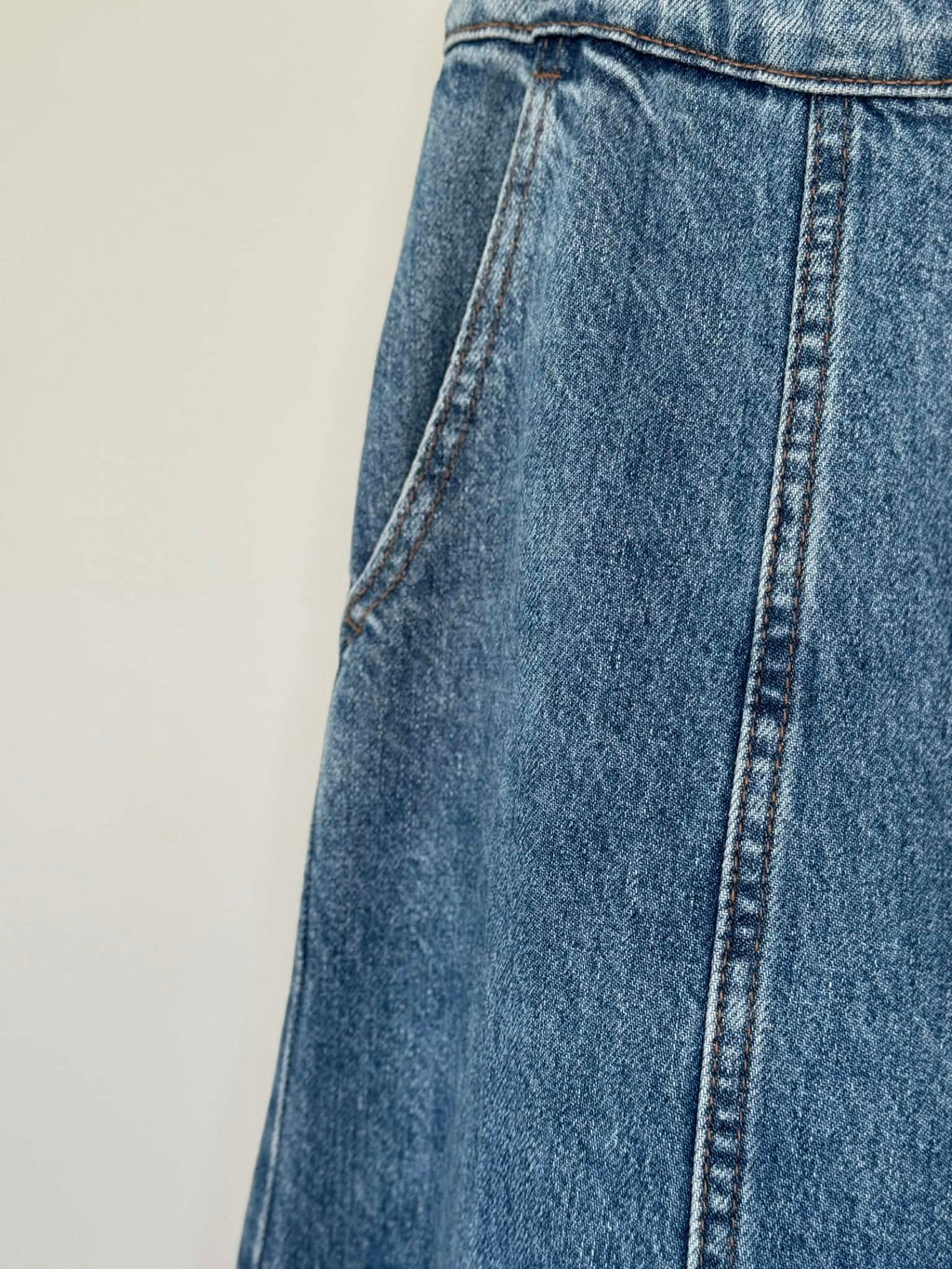 Lioness A-Line Skirt (Size 14 - 16)