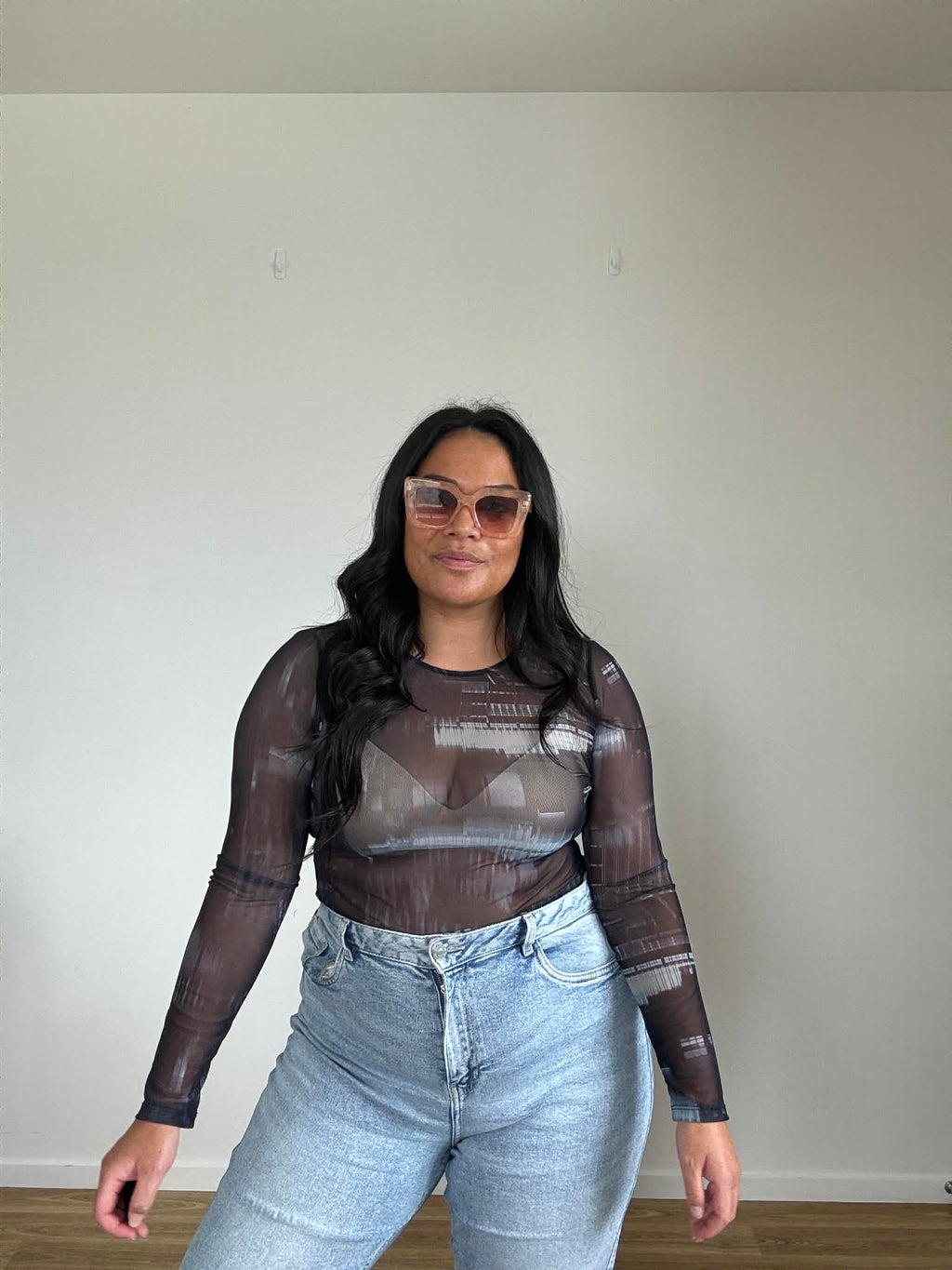 White Fox Mesh Crop (Size 14 - 16)