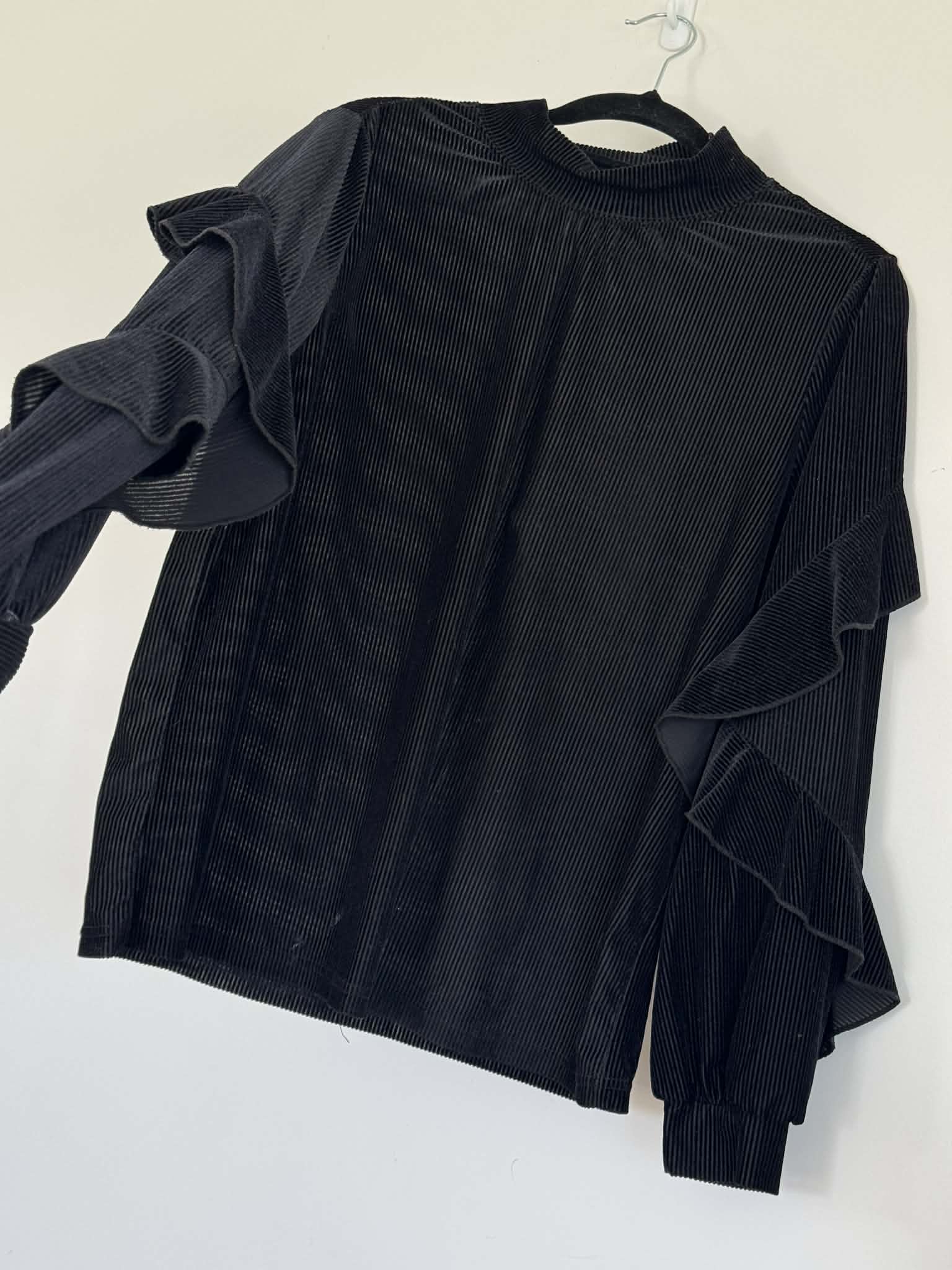 A Yillian Top (Size 12)