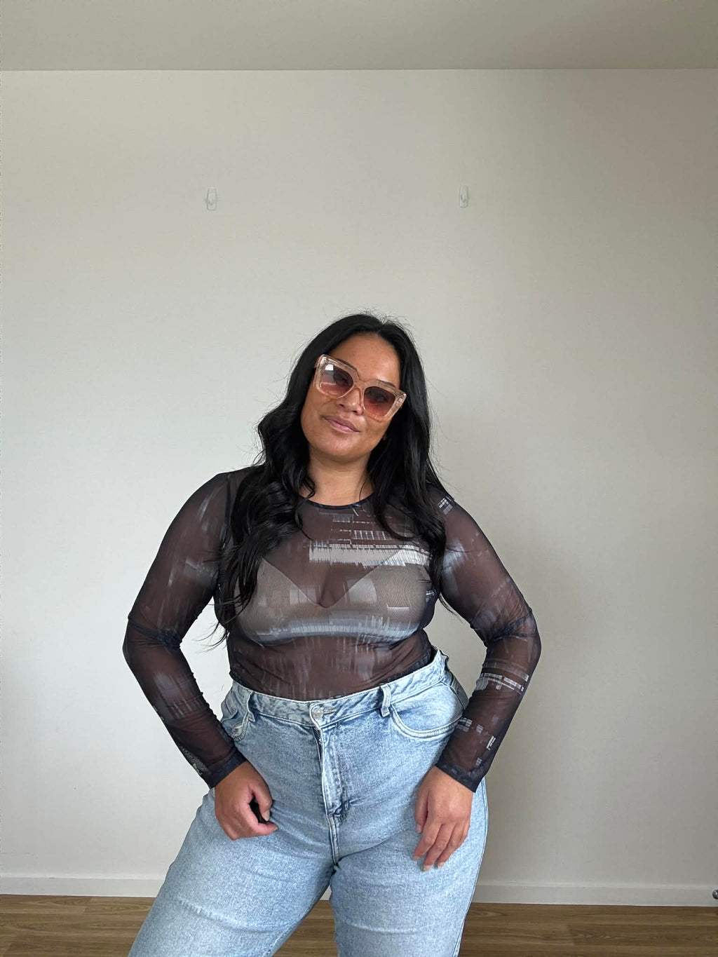 White Fox Mesh Crop (Size 14 - 16)