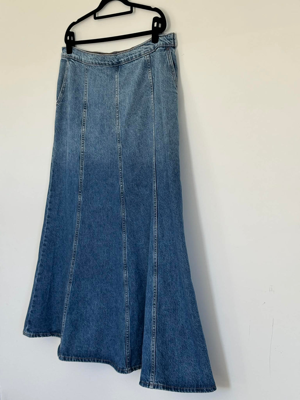 Lioness A-Line Skirt (Size 14 - 16)