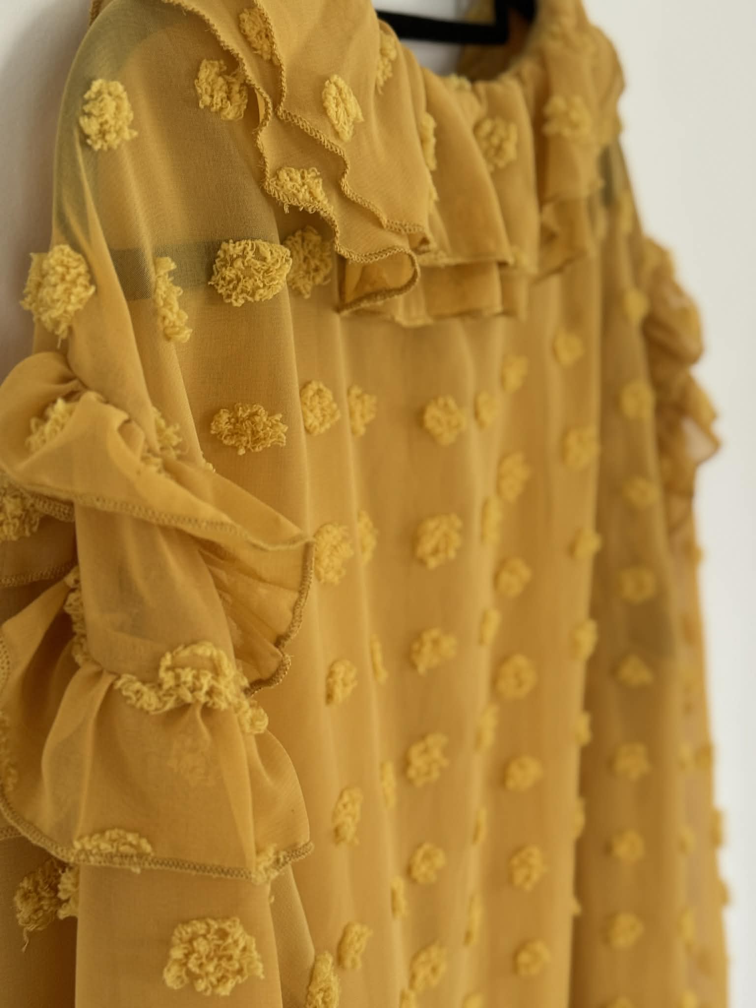 Trelise Cooper Top (Size 14 - 16)