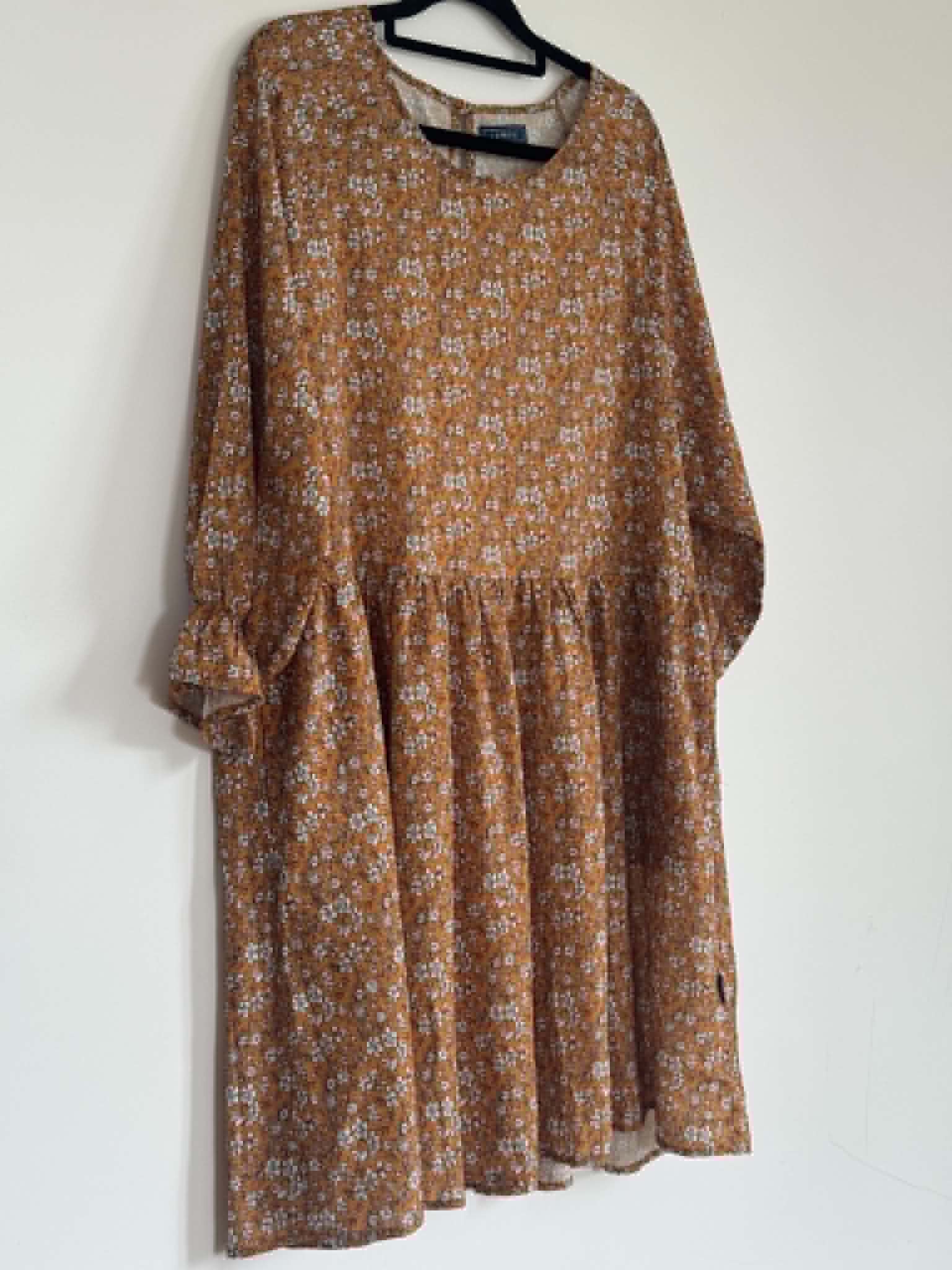 Lower Long sleeve Dress (Size 12)