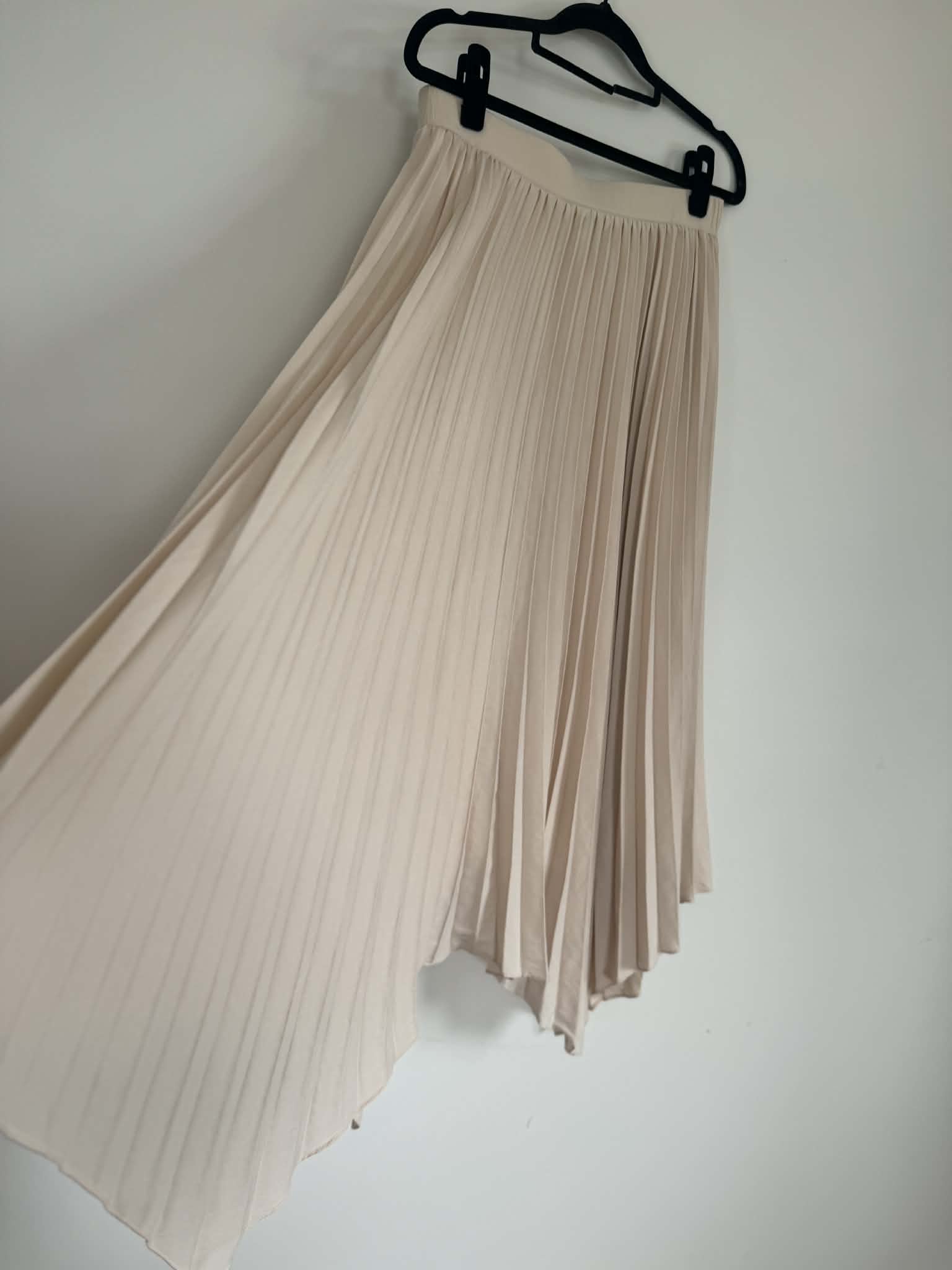 Staple the Label Josphine Midi Skirt (Size 12 - 14)