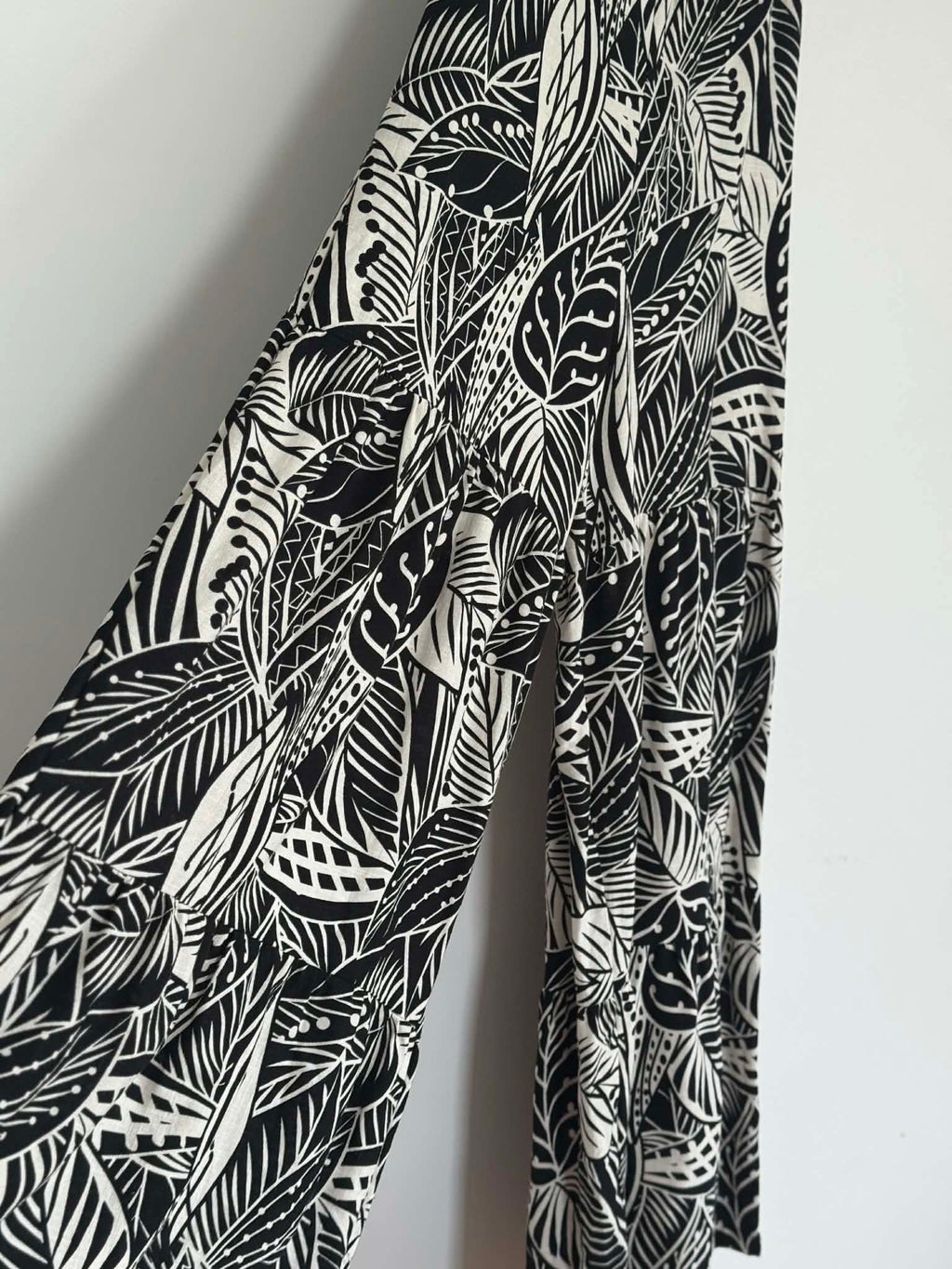 Flared Wide Leg Pant (Size 8 - 10)