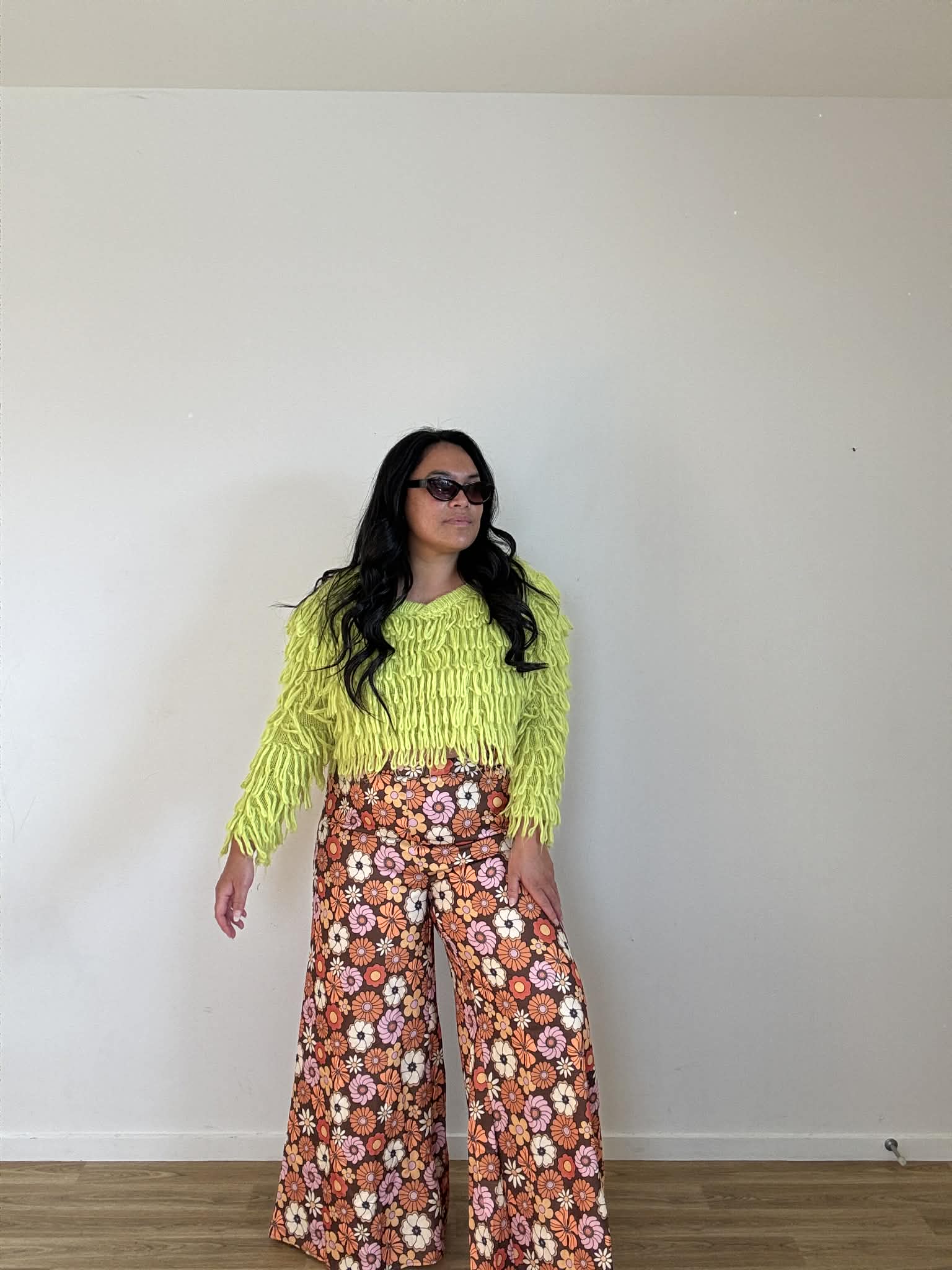 Romwe Floral Bell Bottom Pant (Size 14-16)