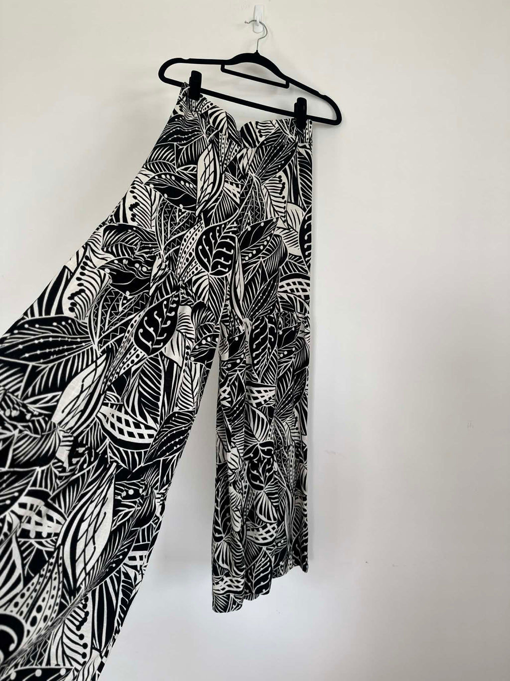 Flared Wide Leg Pant (Size 8 - 10)